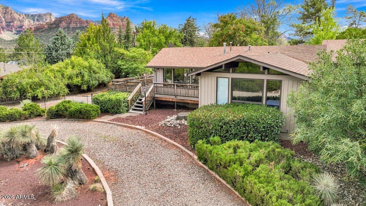 375 CAPITOL BUTTE Drive