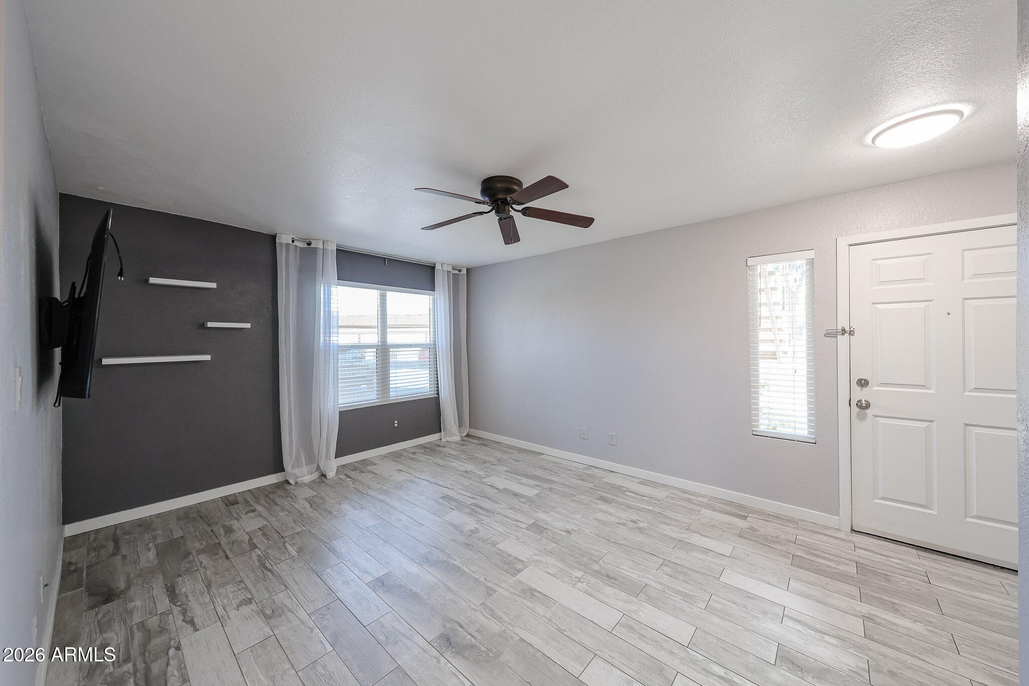 8787 E MOUNTAIN VIEW Road 1101