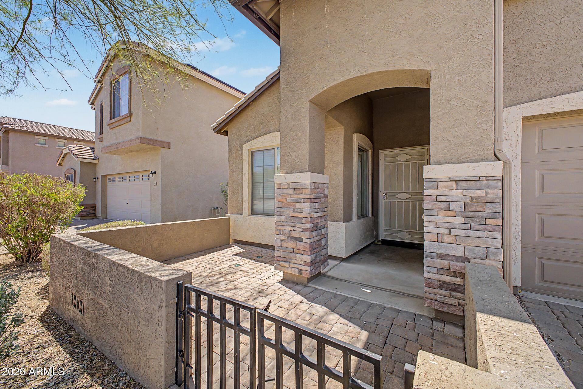 25271 W PLEASANT Lane