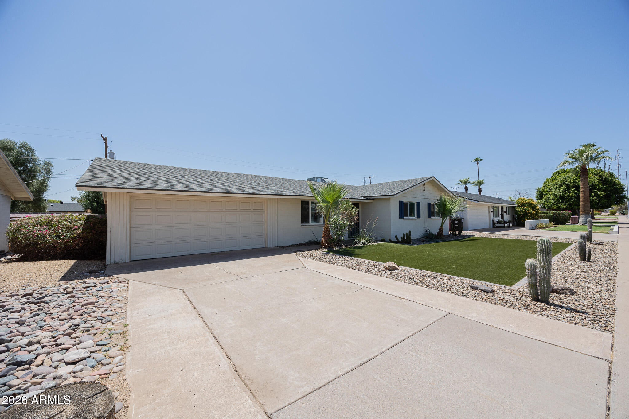 6637 E WILSHIRE Drive