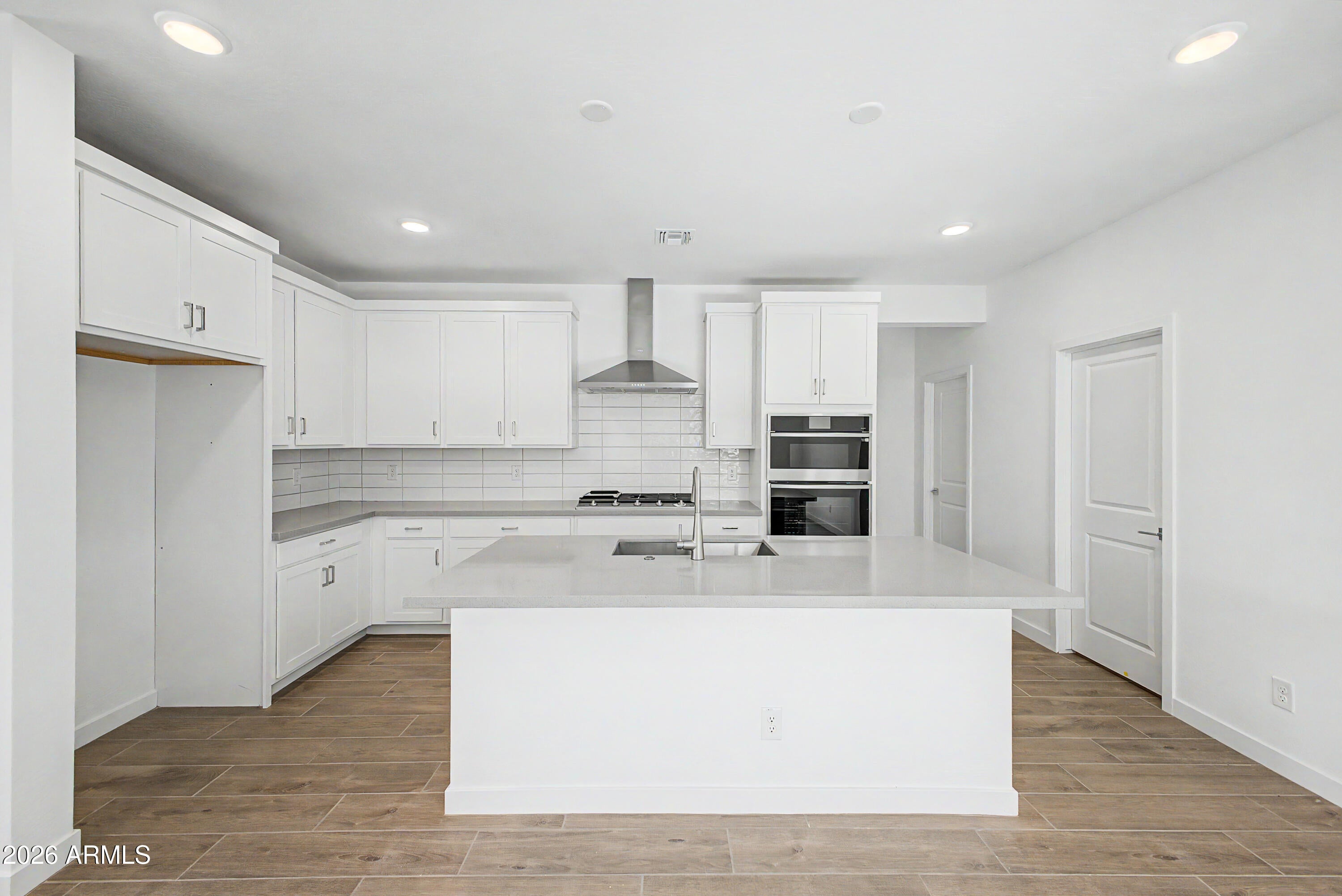 17058 W BUCKHORN Trail