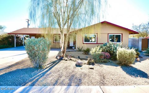 Photo of 1215 W Colter Street, Phoenix, AZ 85013 (MLS # 6969519)