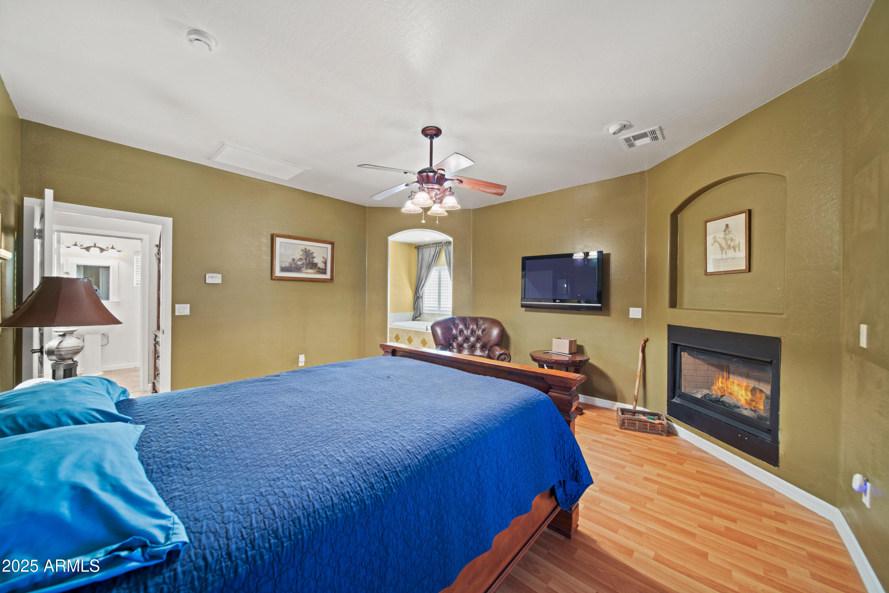 Home has 2 Primary Suites, Casita, Pool AND Horse Stalls - Residential