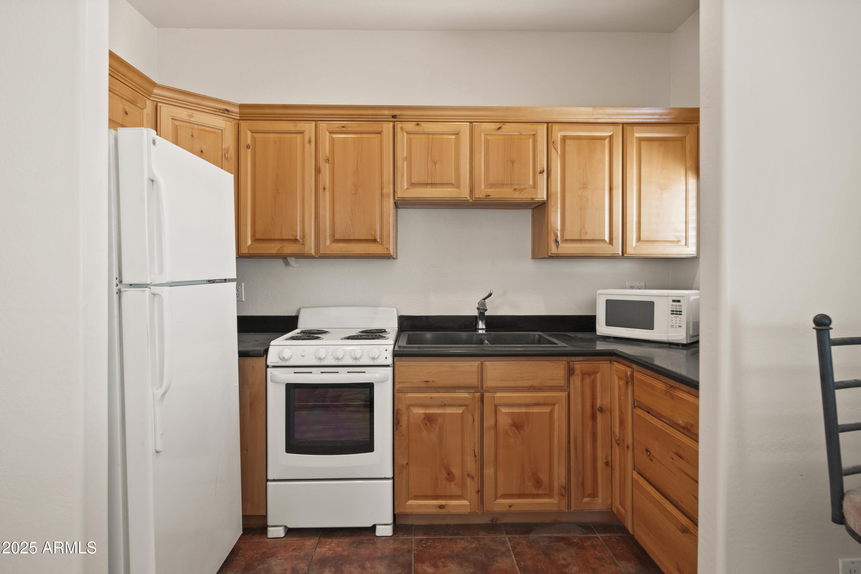 Home has 2 Primary Suites, Casita, Pool AND Horse Stalls - Residential