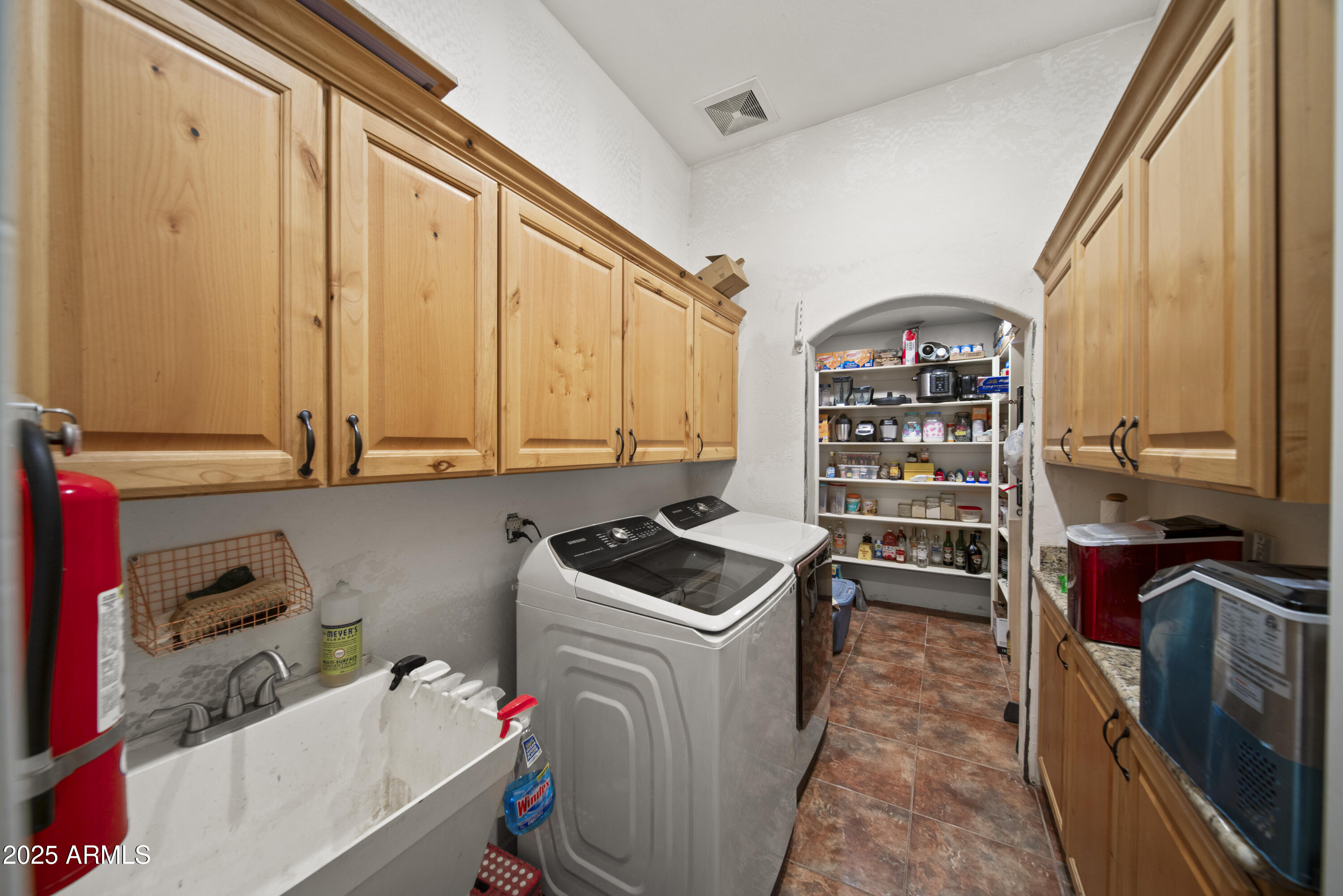 Home has 2 Primary Suites, Casita, Pool AND Horse Stalls - Residential