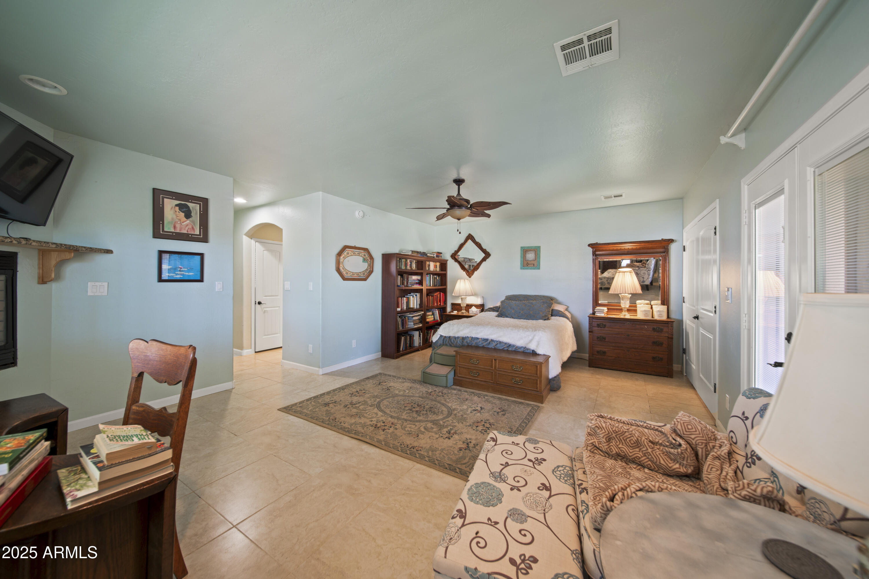 Home has 2 Primary Suites, Casita, Pool AND Horse Stalls - Residential