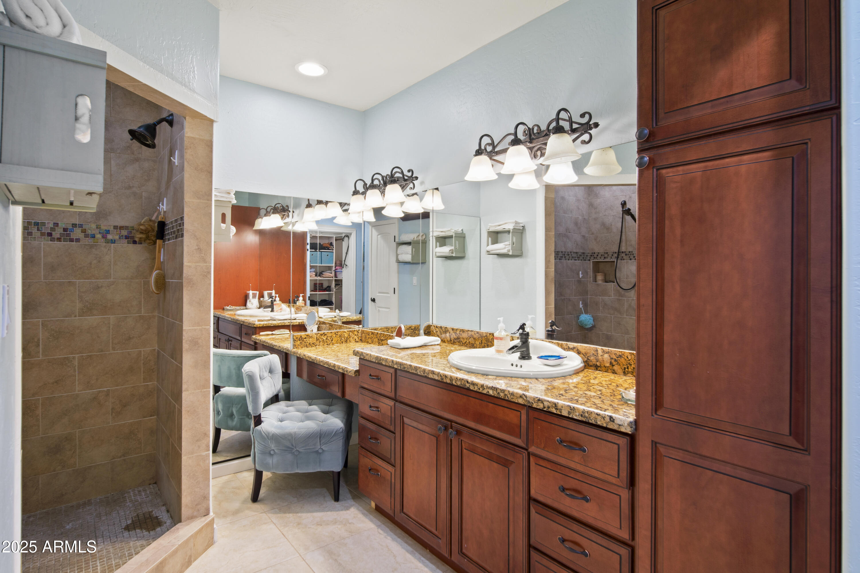 Home has 2 Primary Suites, Casita, Pool AND Horse Stalls - Residential