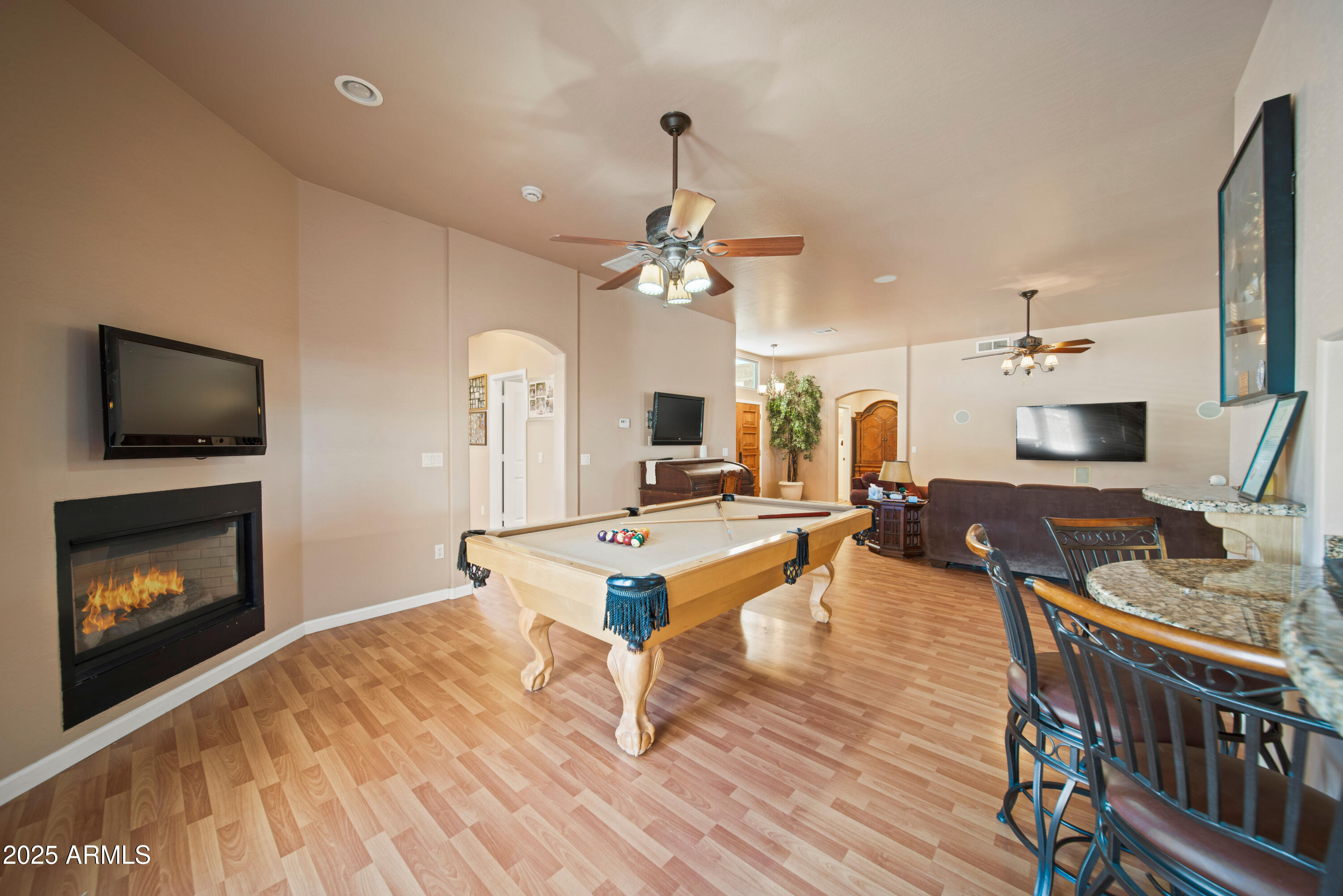 Home has 2 Primary Suites, Casita, Pool AND Horse Stalls - Residential