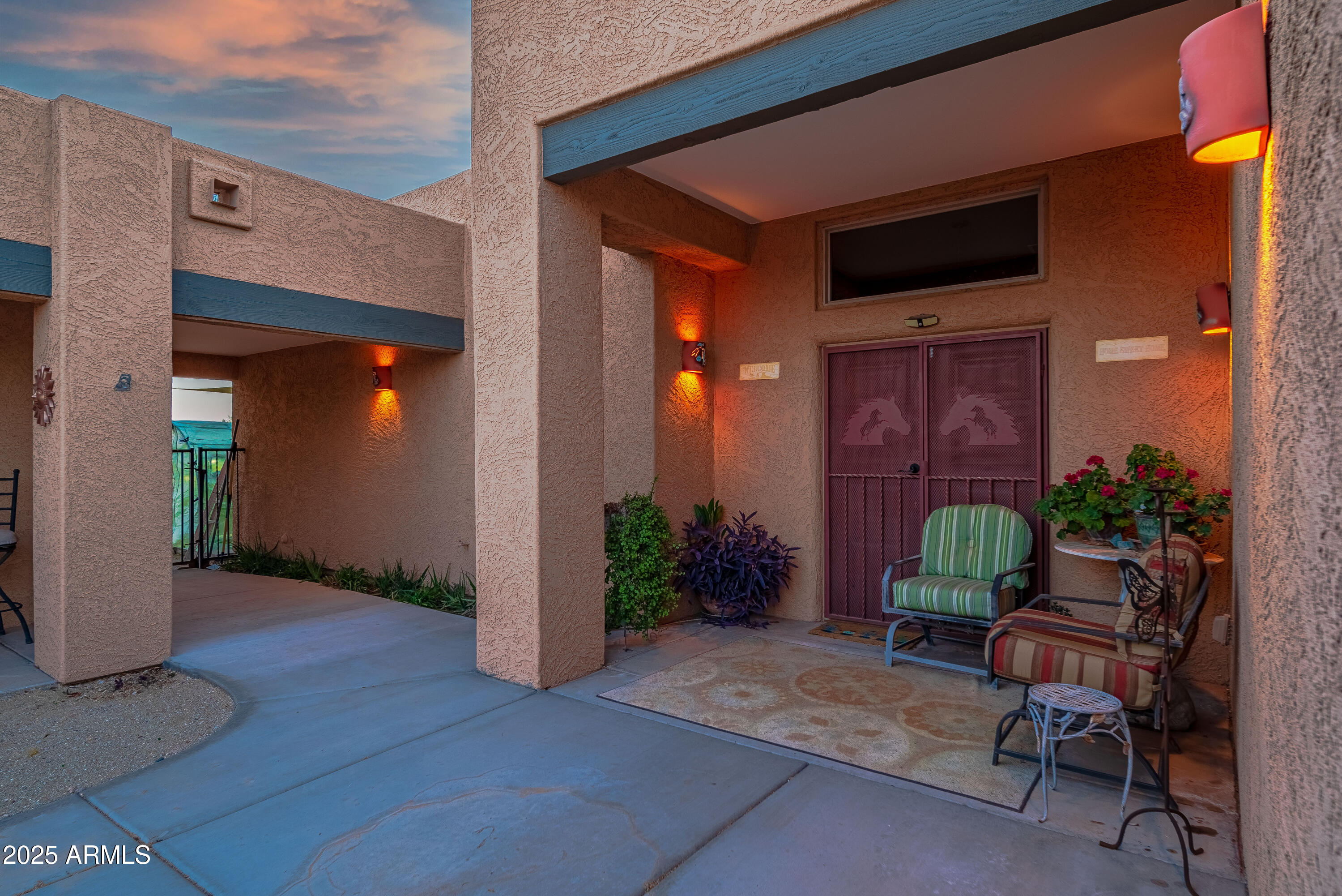 Home has 2 Primary Suites, Casita, Pool AND Horse Stalls - Residential