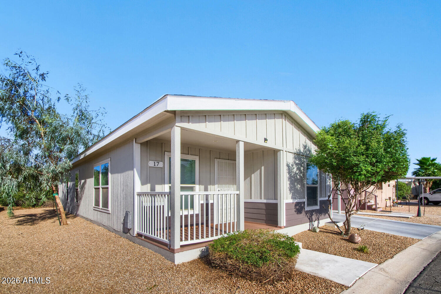 6960 W PEORIA Avenue 17