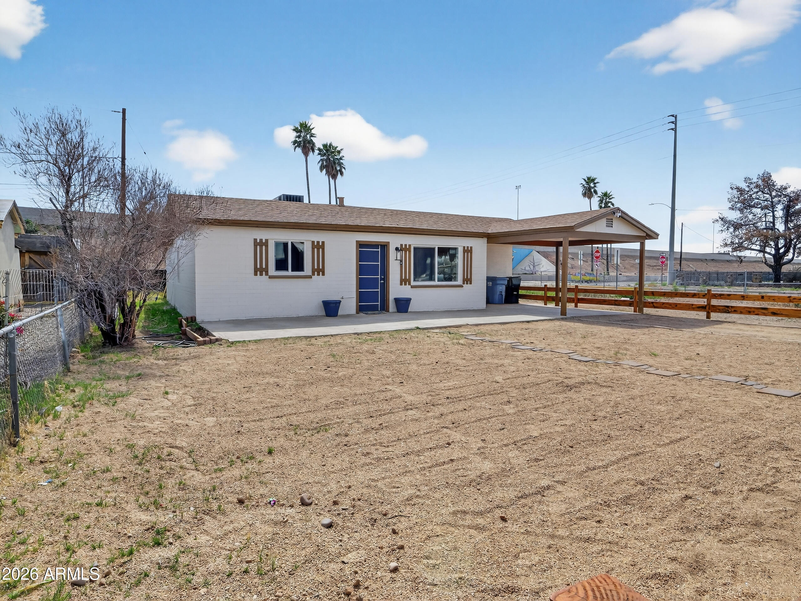 1341 W Apache Street