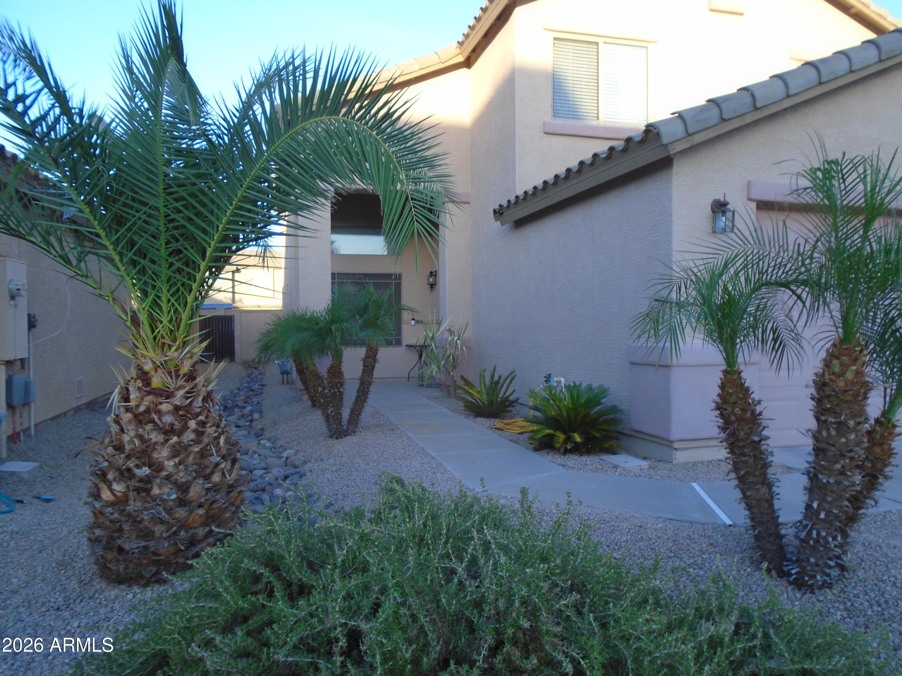 37947 N Luke Lane