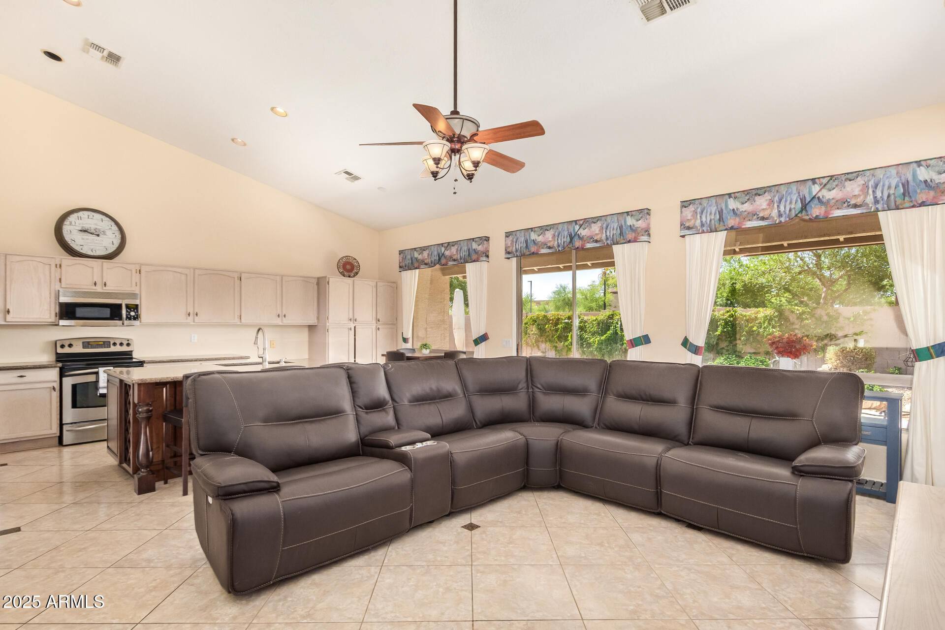 251 E ARABIAN Drive