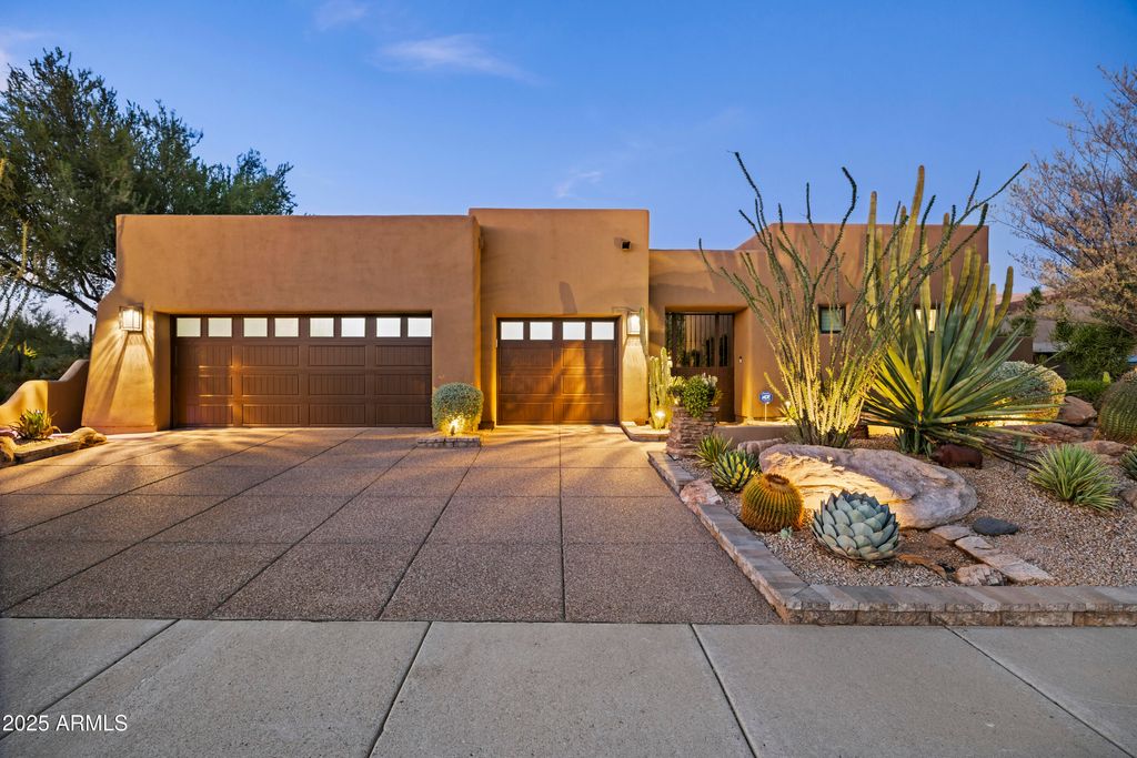 Photo of 8132 E Windwood Lane, Scottsdale, AZ 85255 (MLS # 6909545)
