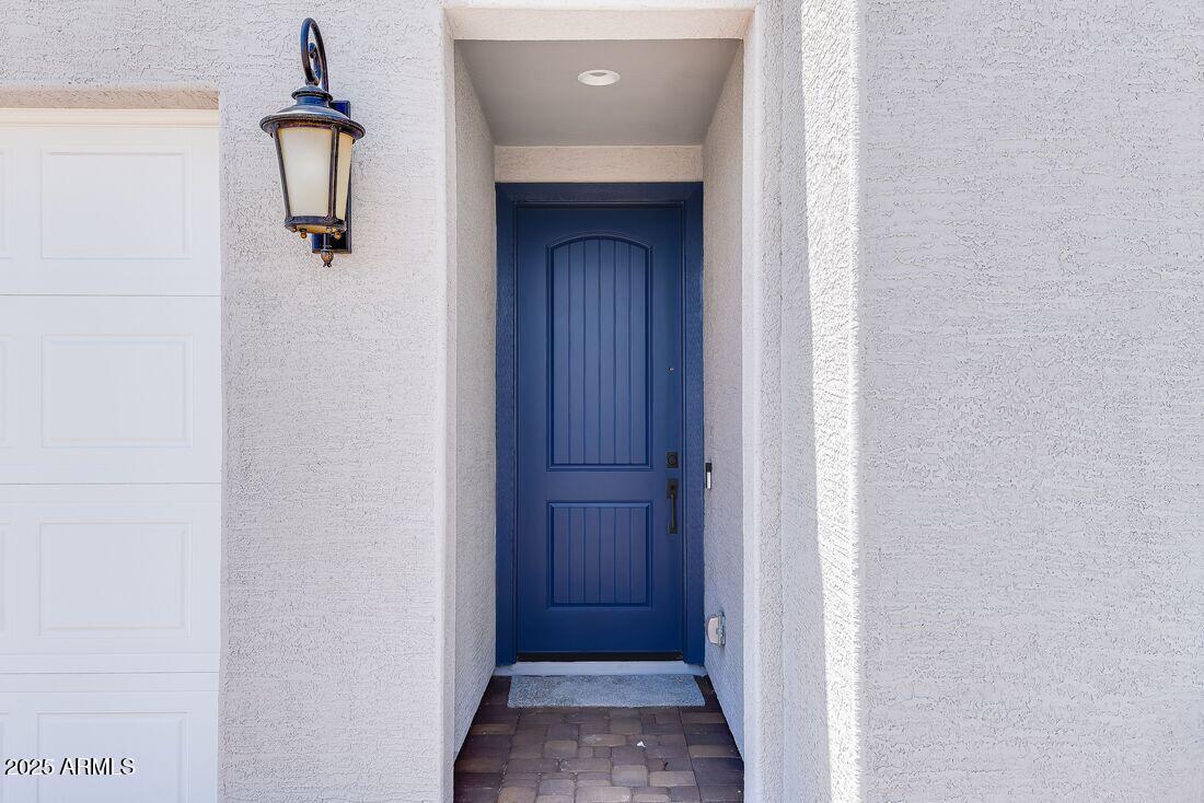 18147 W HIDDENVIEW Drive