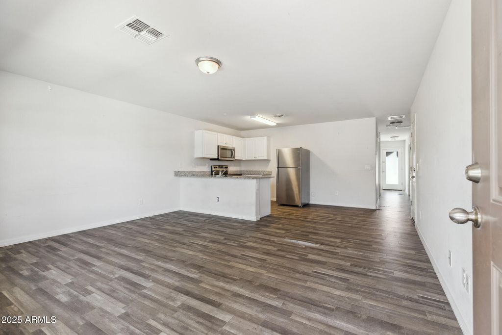 Photo of 135 E Watson Place, Casa Grande, AZ 85122 (MLS # 6878234)