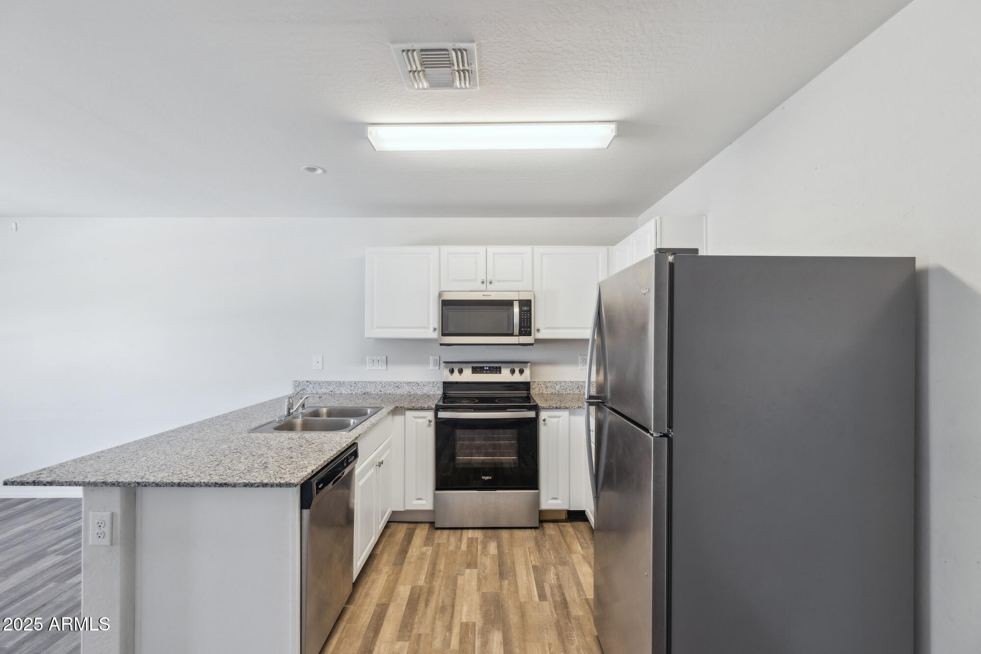 135 E WATSON Place