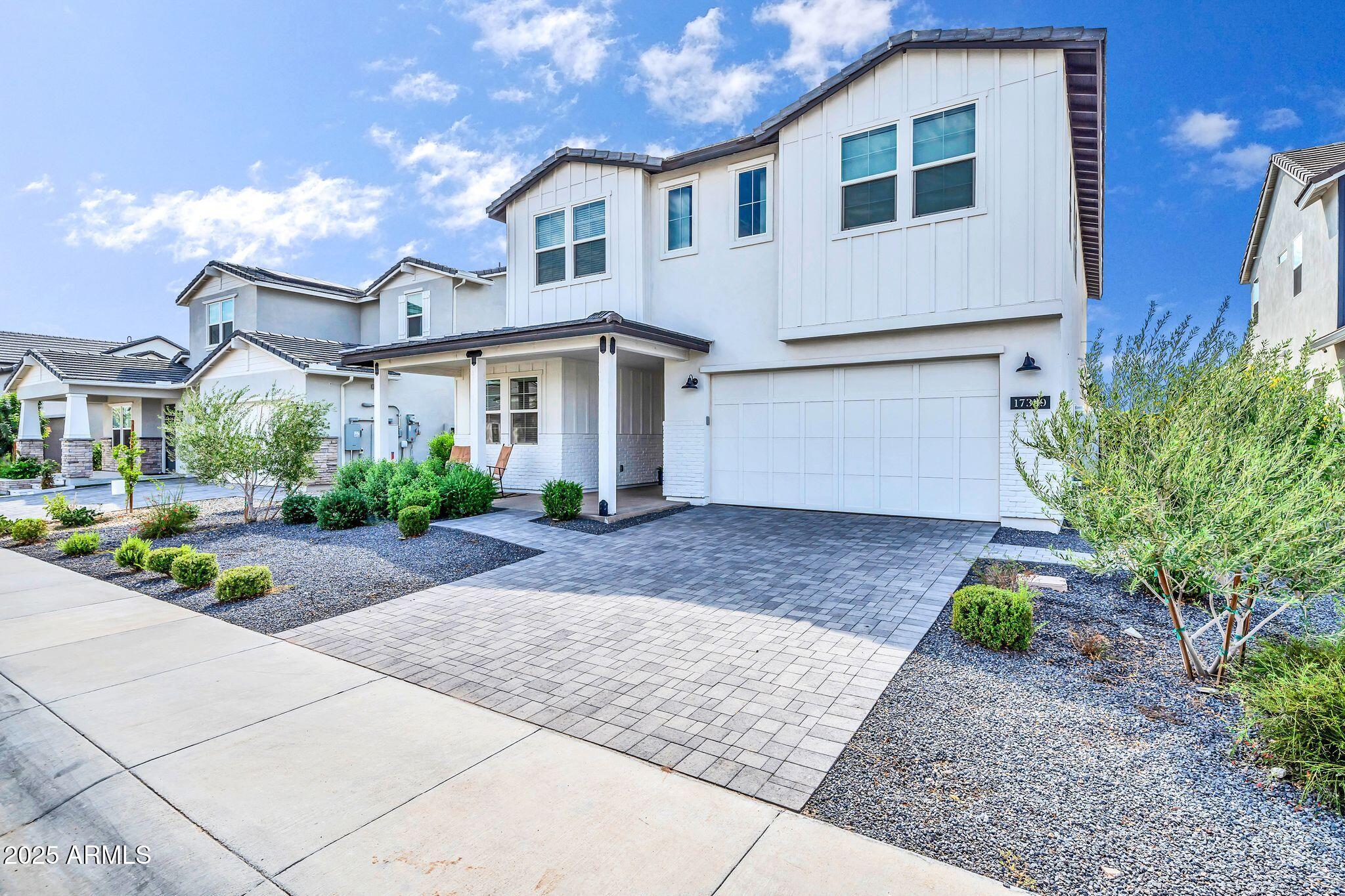 17329 W GRETNA Street