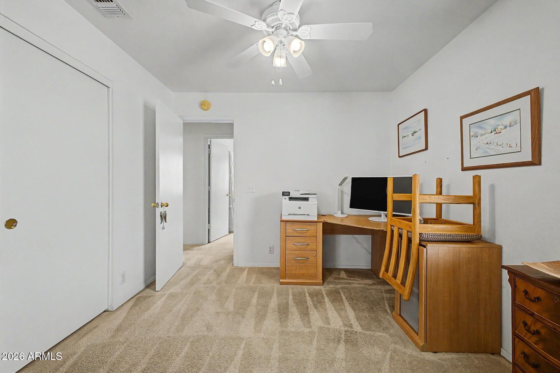 LARISSA - Residential