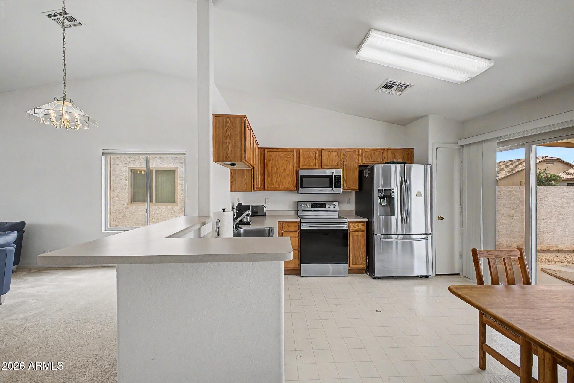 LARISSA - Residential