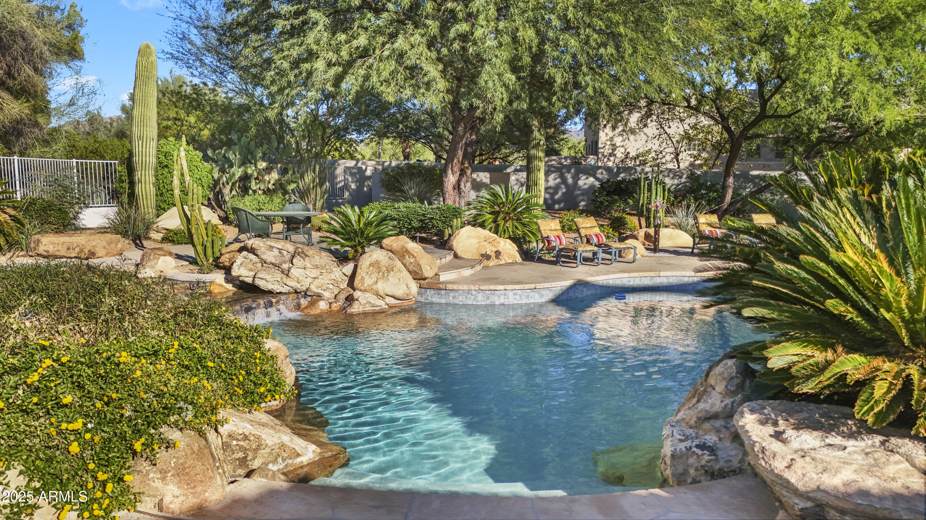 8350 E VIA DEL SOL Drive