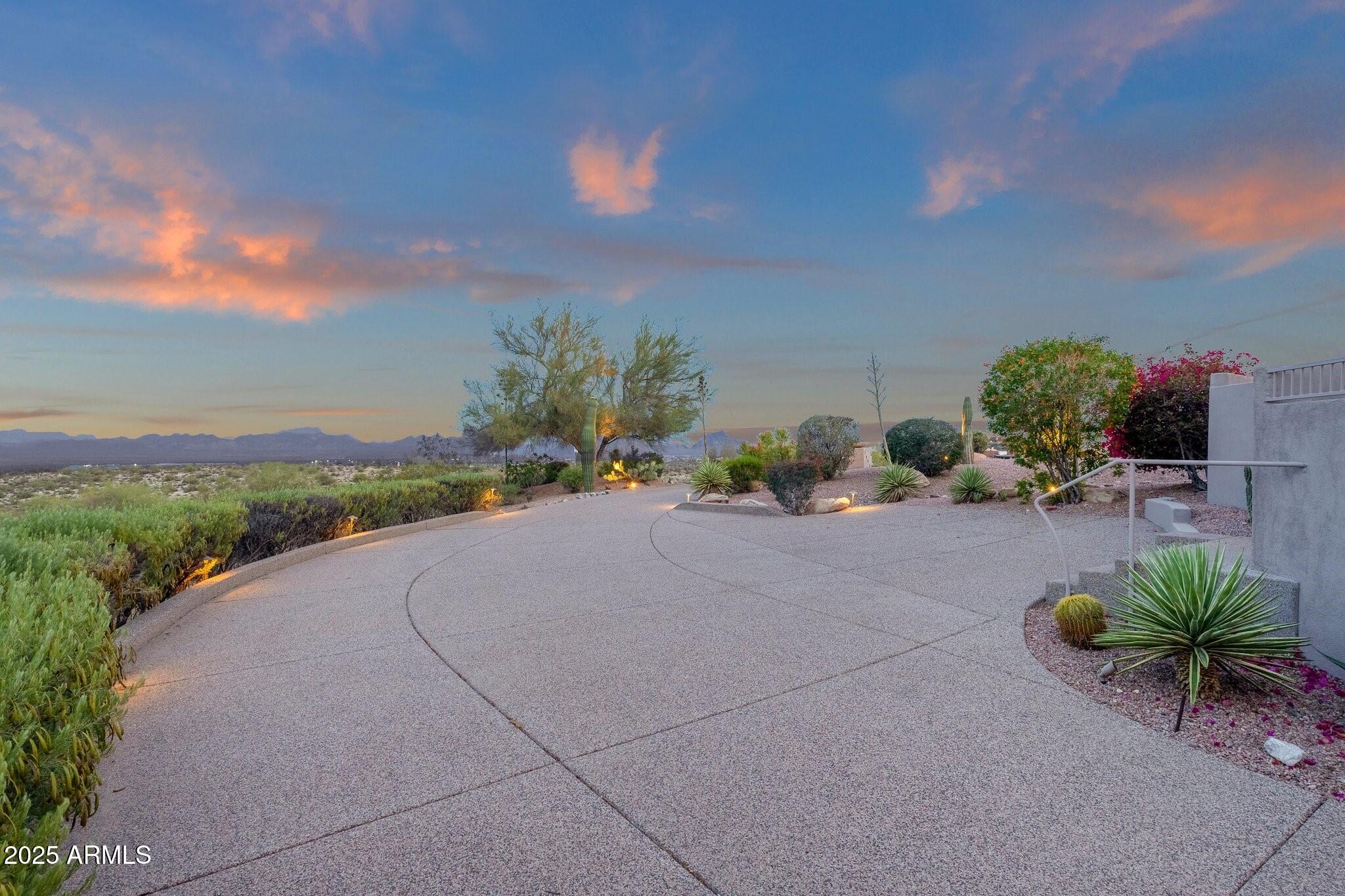16814 N BOULDER Drive