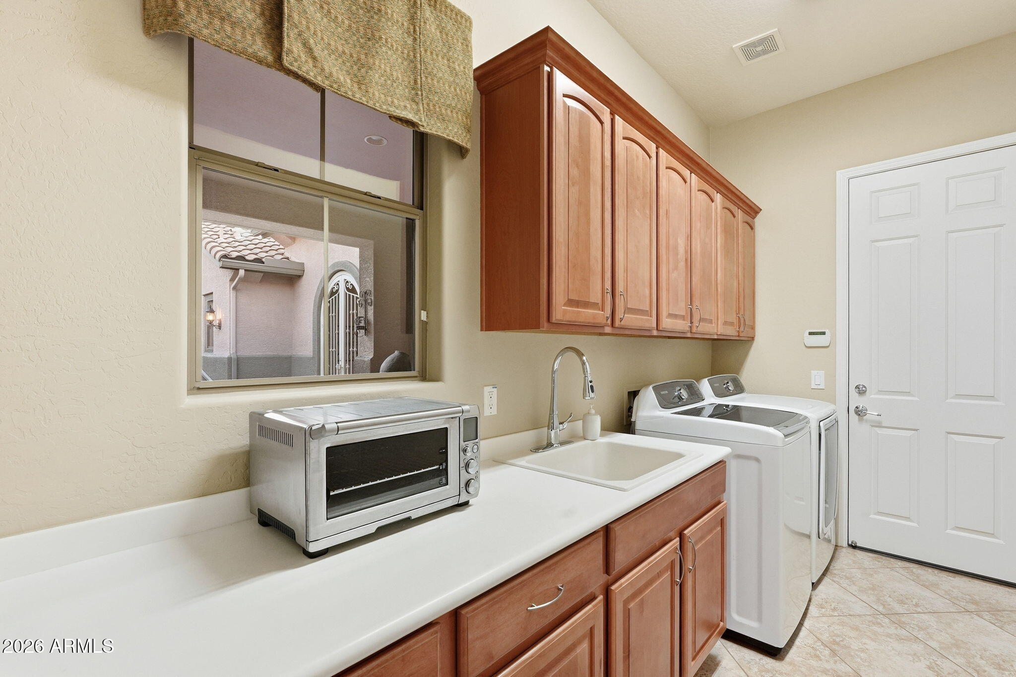 ANTHEM UNIT 81B - Residential