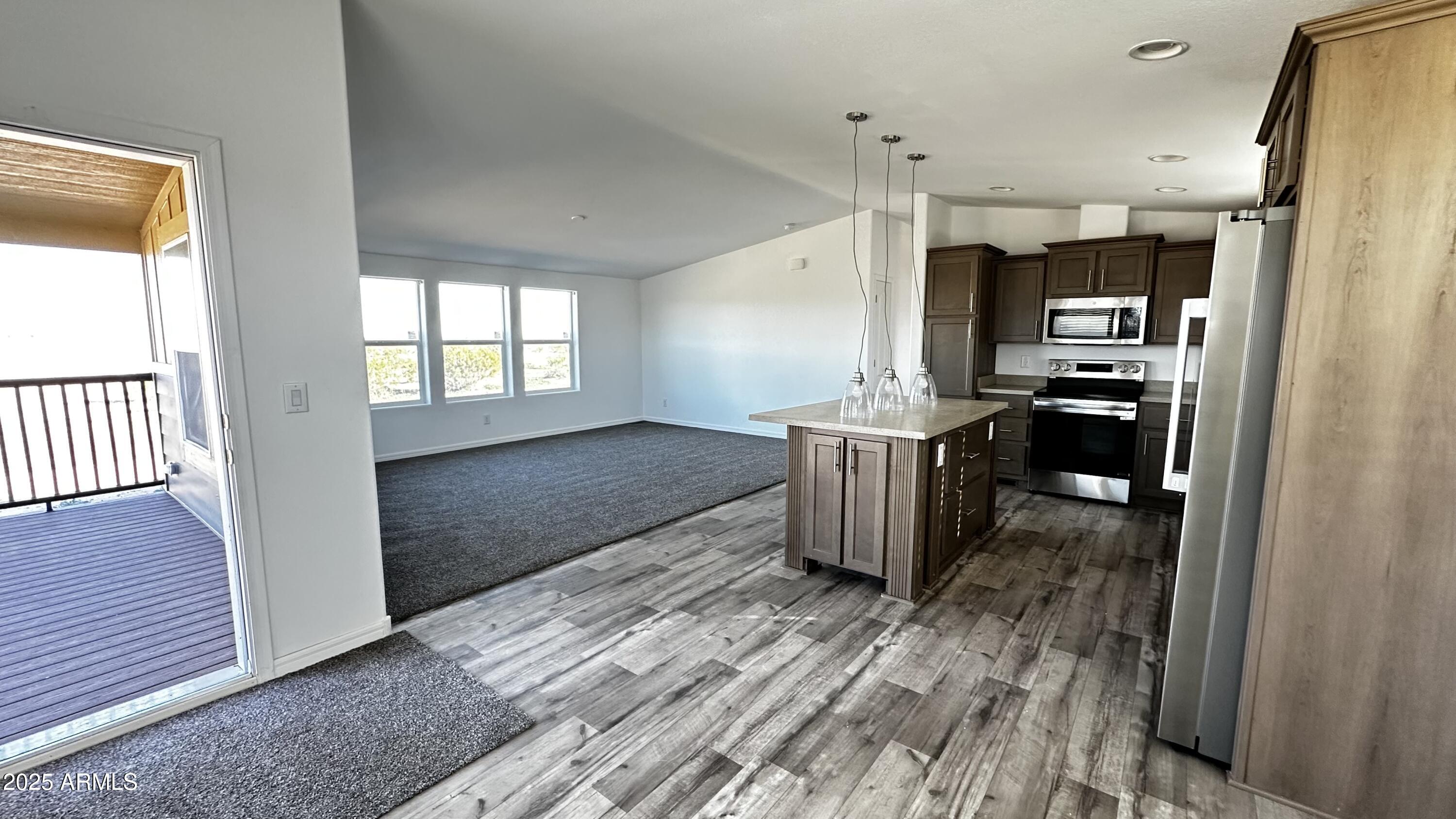 6925 N La Burma Road