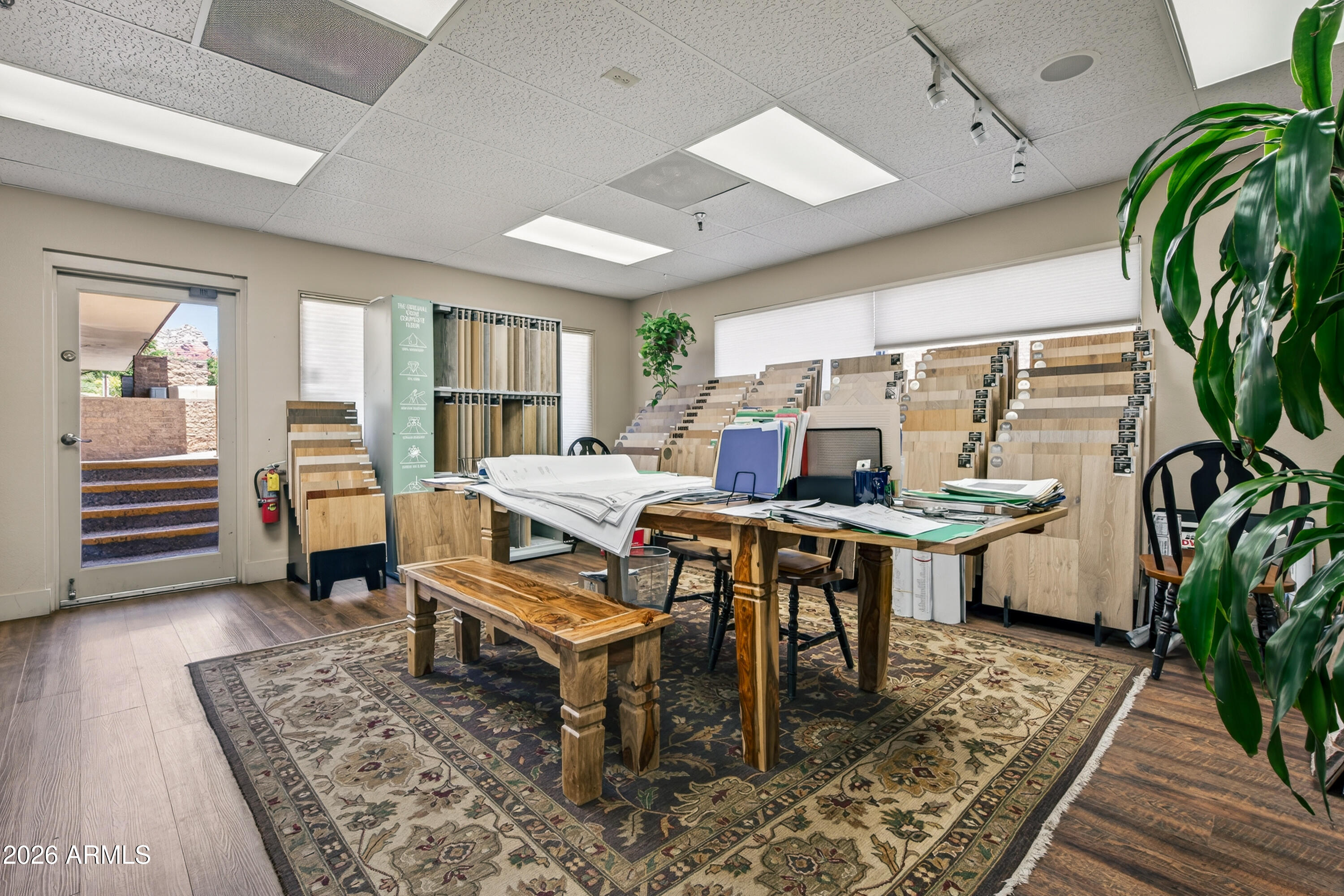 2155 W STATE ROUTE 89A -- 101/102