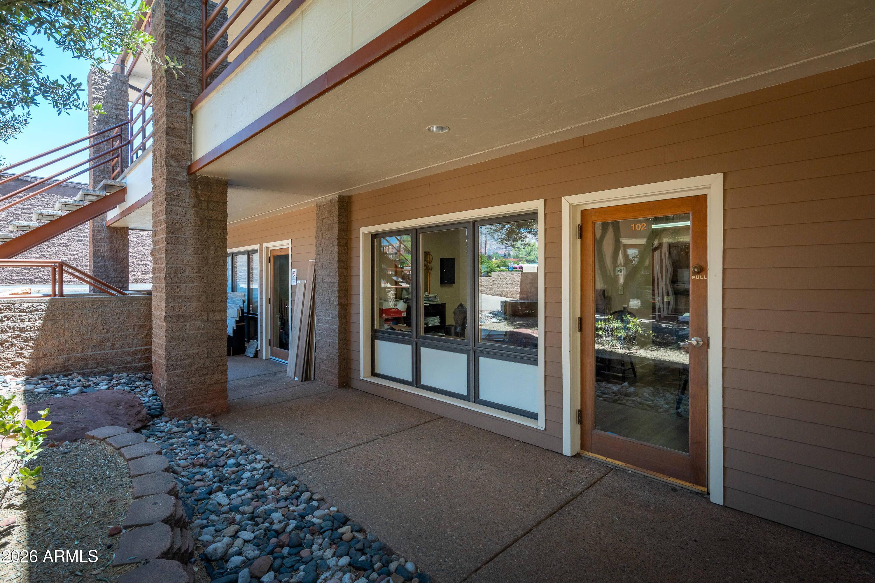 2155 W STATE ROUTE 89A -- 101/102