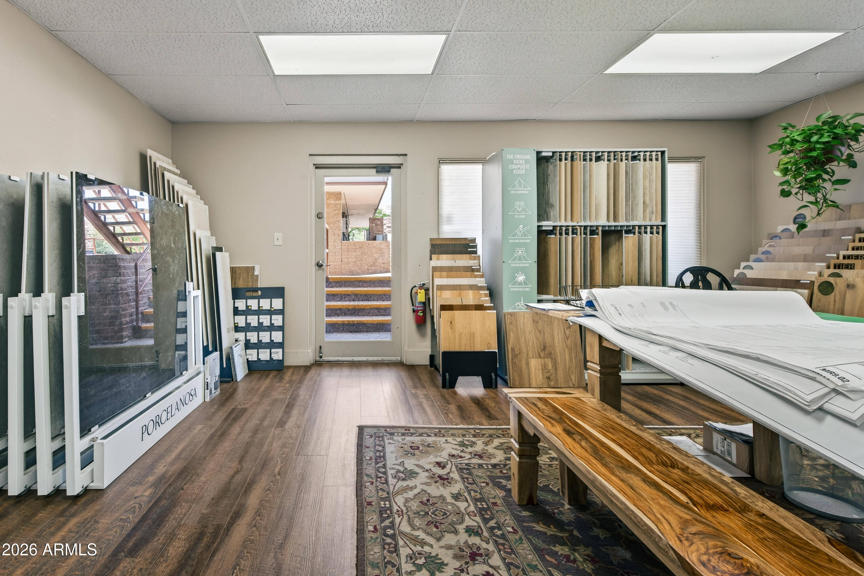2155 W STATE ROUTE 89A -- 101/102