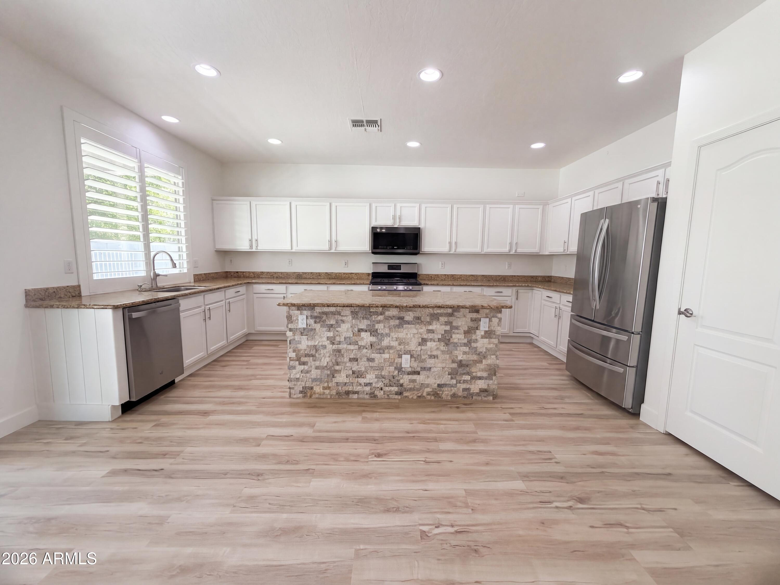 2463 S BRISTOL --