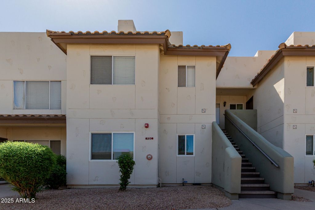 Photo of 1825 W Ray Road #2070, Chandler, AZ 85224 (MLS # 6911820)