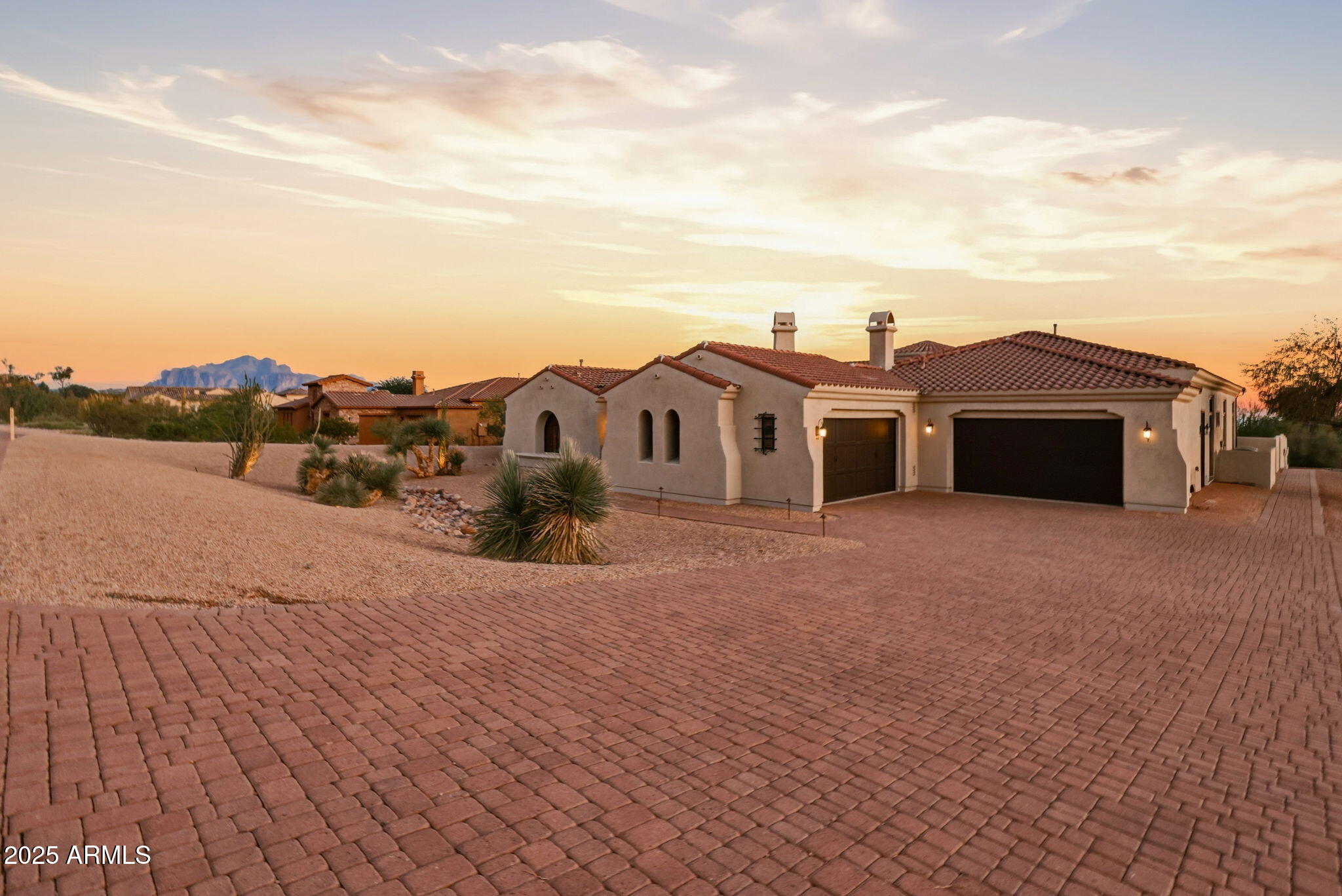 11435 E NORTHRIDGE Street