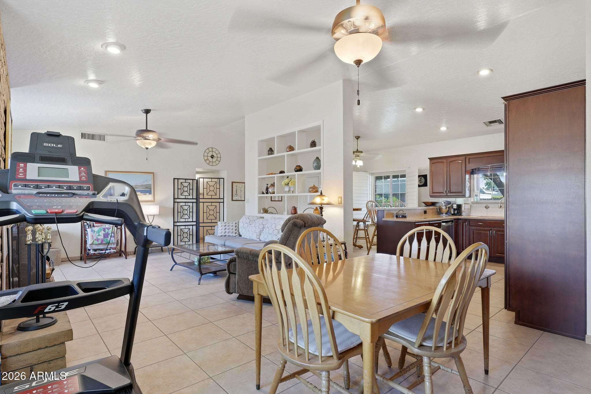 6140 E HOBART Street