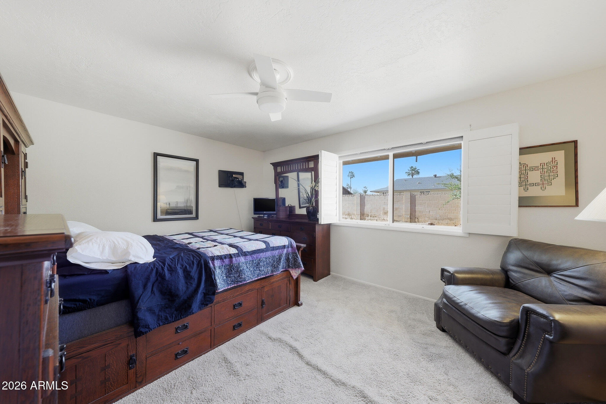 6140 E HOBART Street