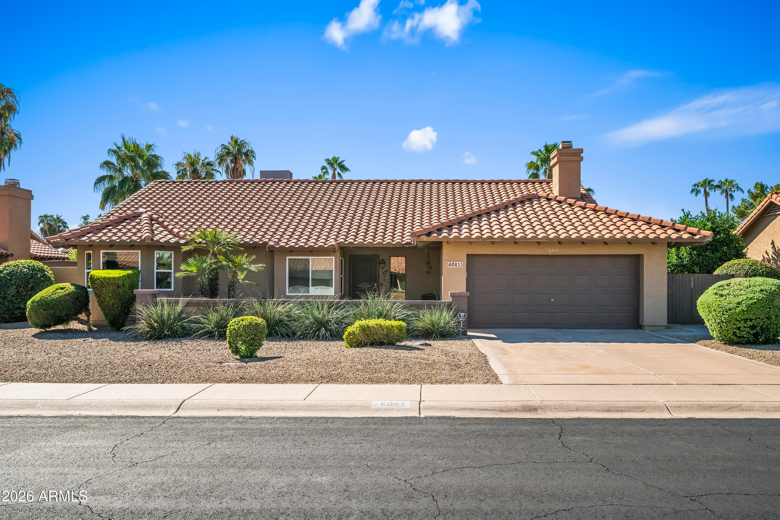 6041 E BETTY ELYSE Lane