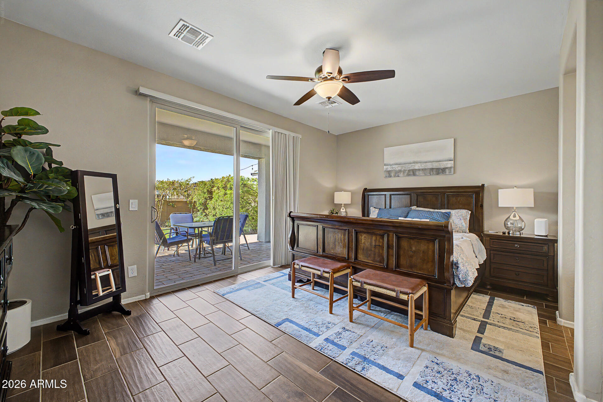 22503 E CALLE DE FLORES --