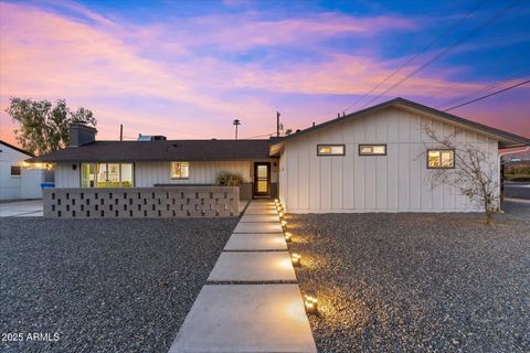1744 E LUKE Avenue Phoenix AZ 85016