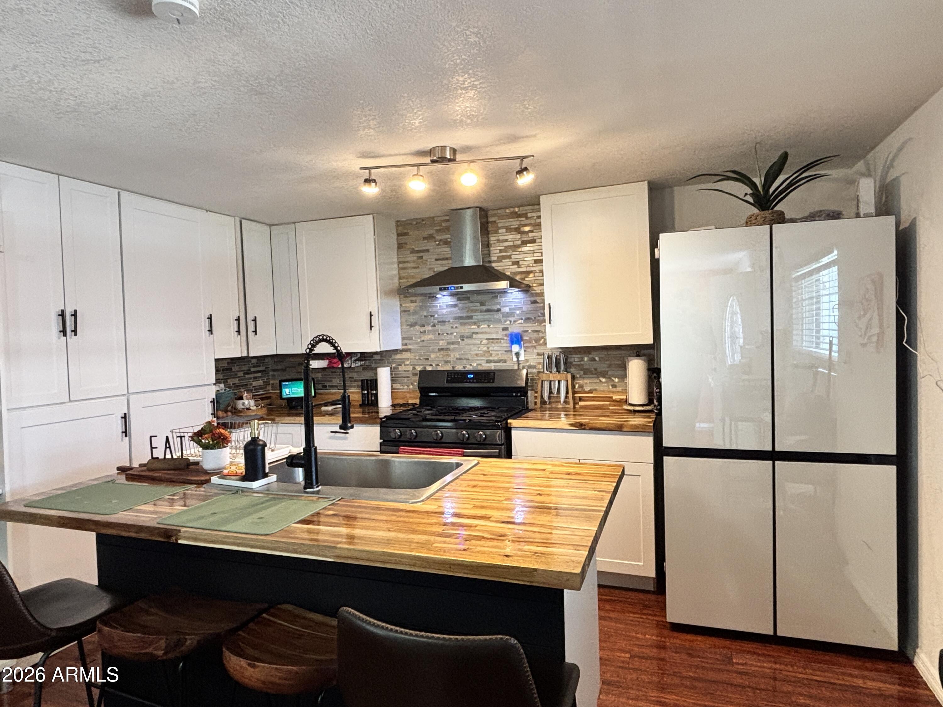ORANGE GROVES ESTATES - Residential