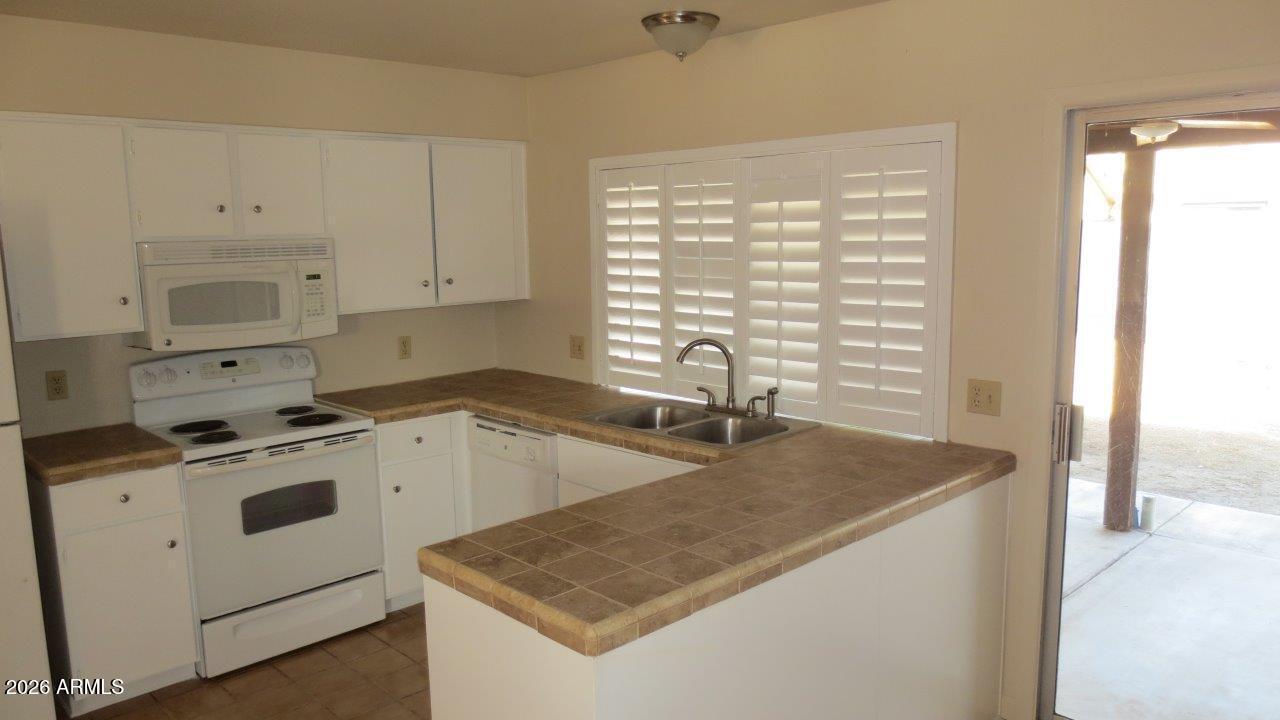 4030 E Windrose Drive