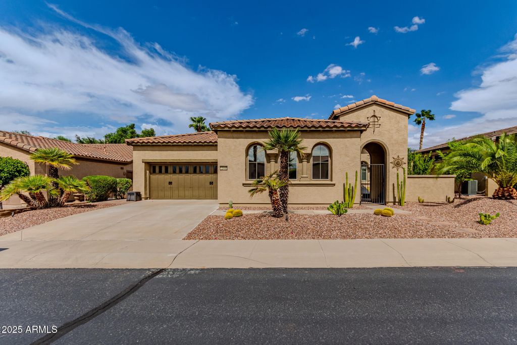 Photo of 12448 W Rosewood Lane, Peoria, AZ 85383 (MLS # 6927639)