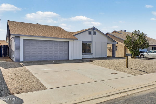 4211 E VINEYARD RD, PHOENIX, AZ 85042 - Image 40bf5f8e7f4ed553788dd67dc81795fd/1718605287