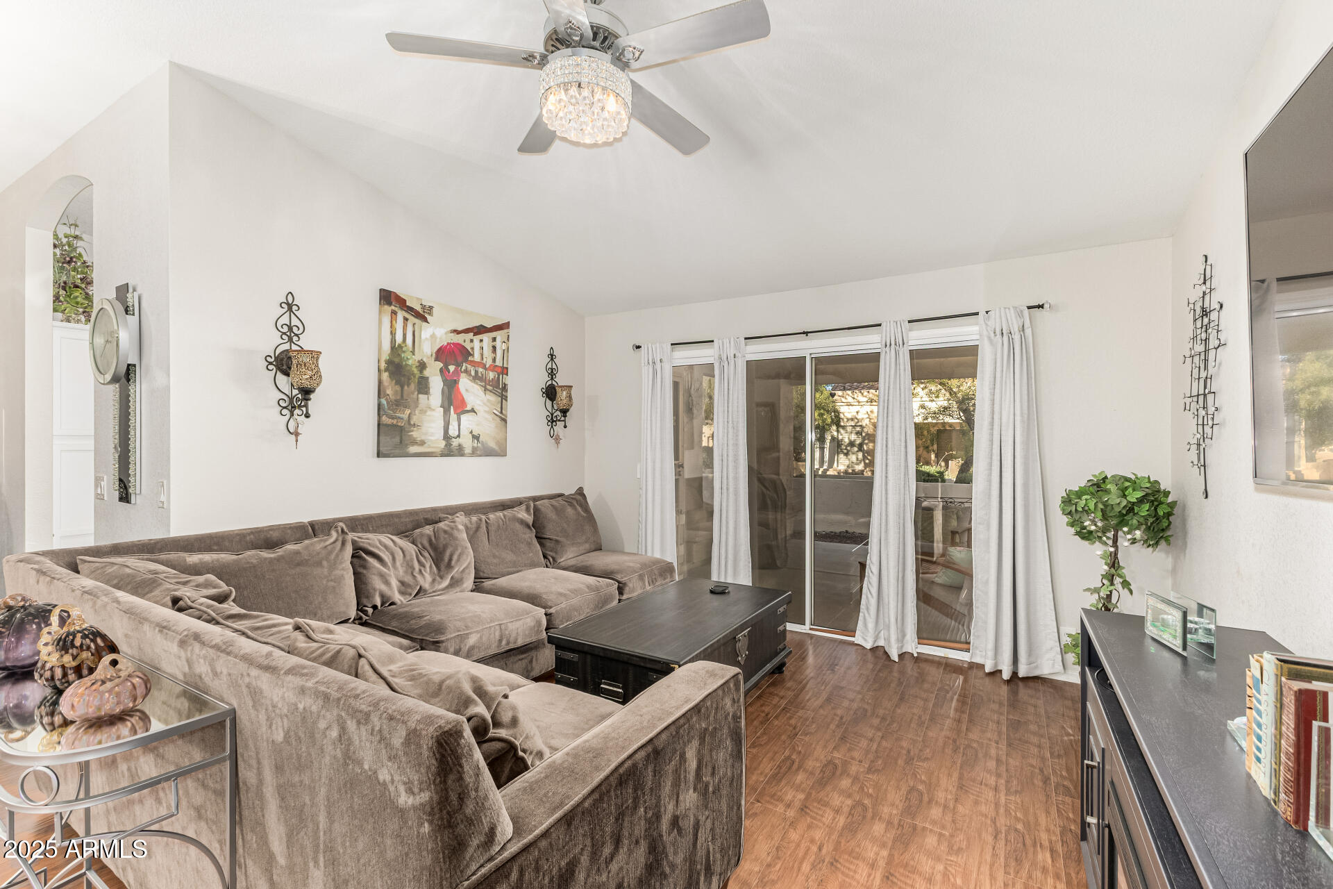 19420 N WESTBROOK Parkway 526