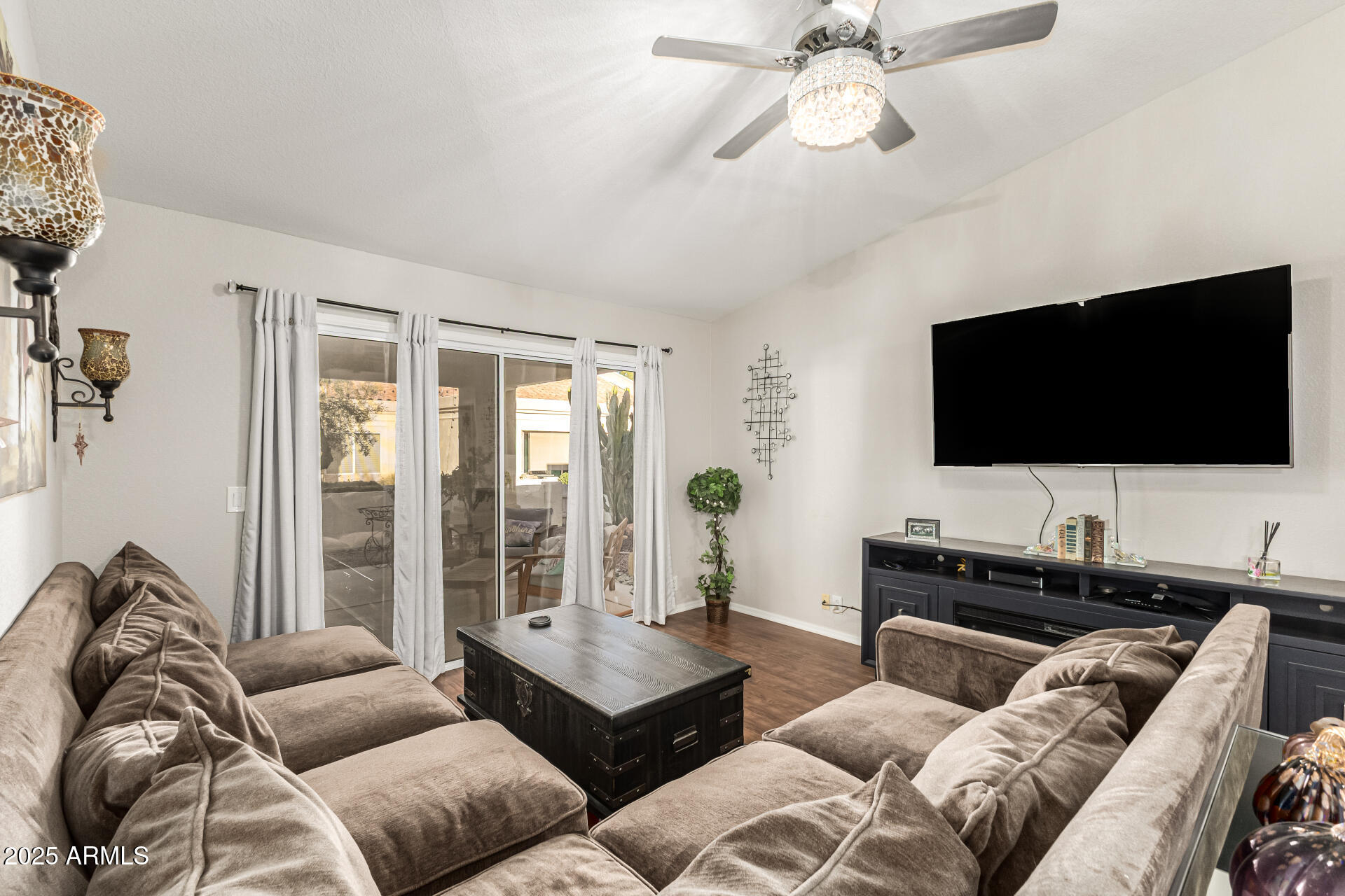 19420 N WESTBROOK Parkway 526