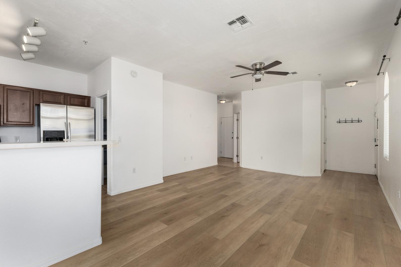 2150 E Bell Road Unit 1088