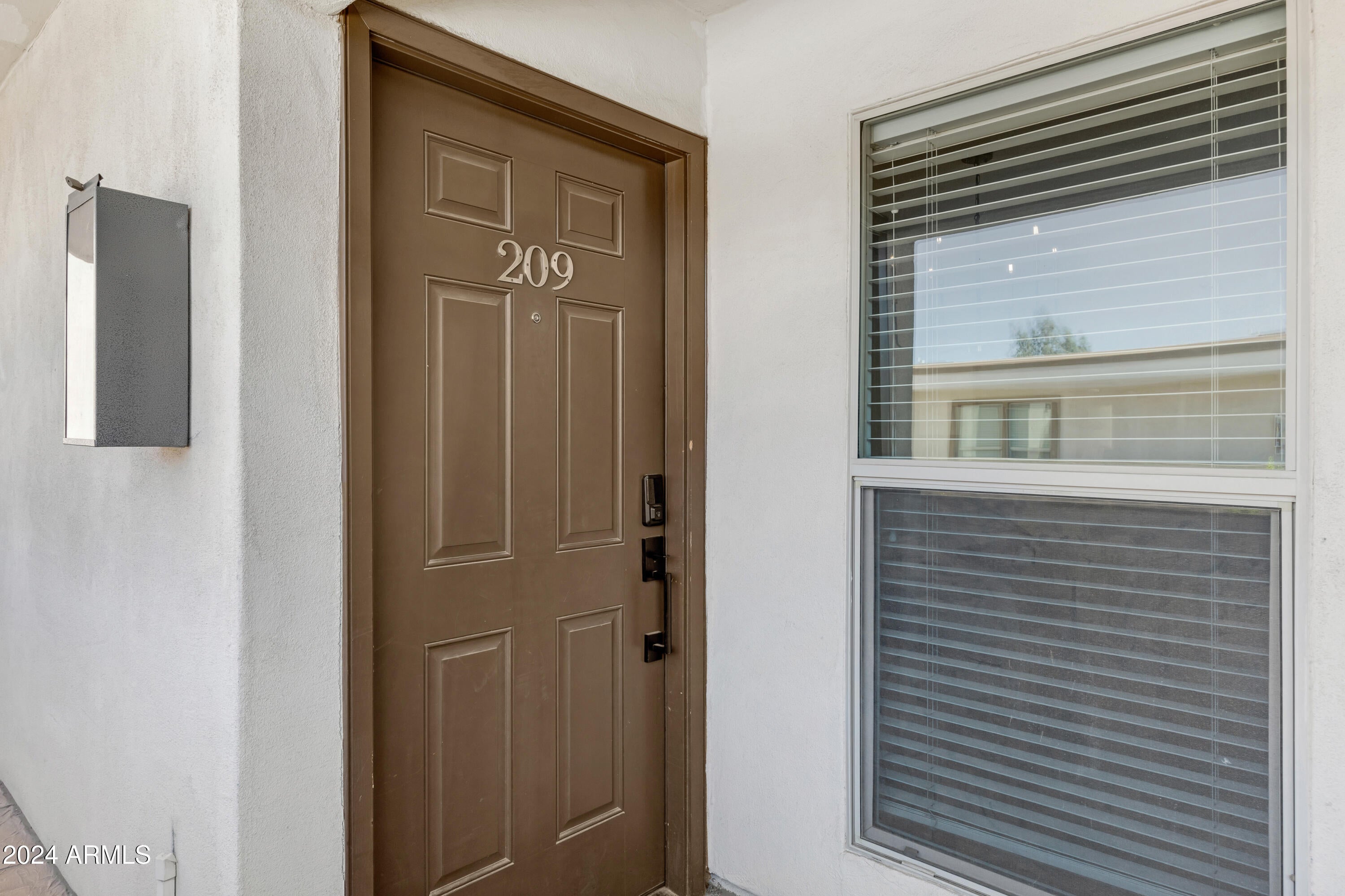3619 E MONTEROSA Street 209