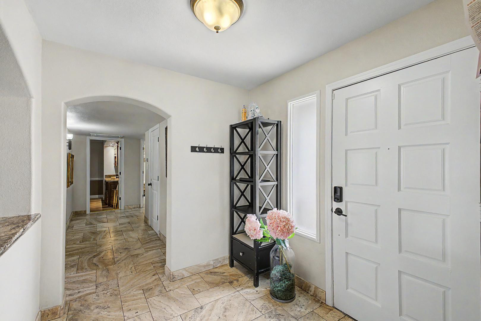 3346 E COCHISE Drive