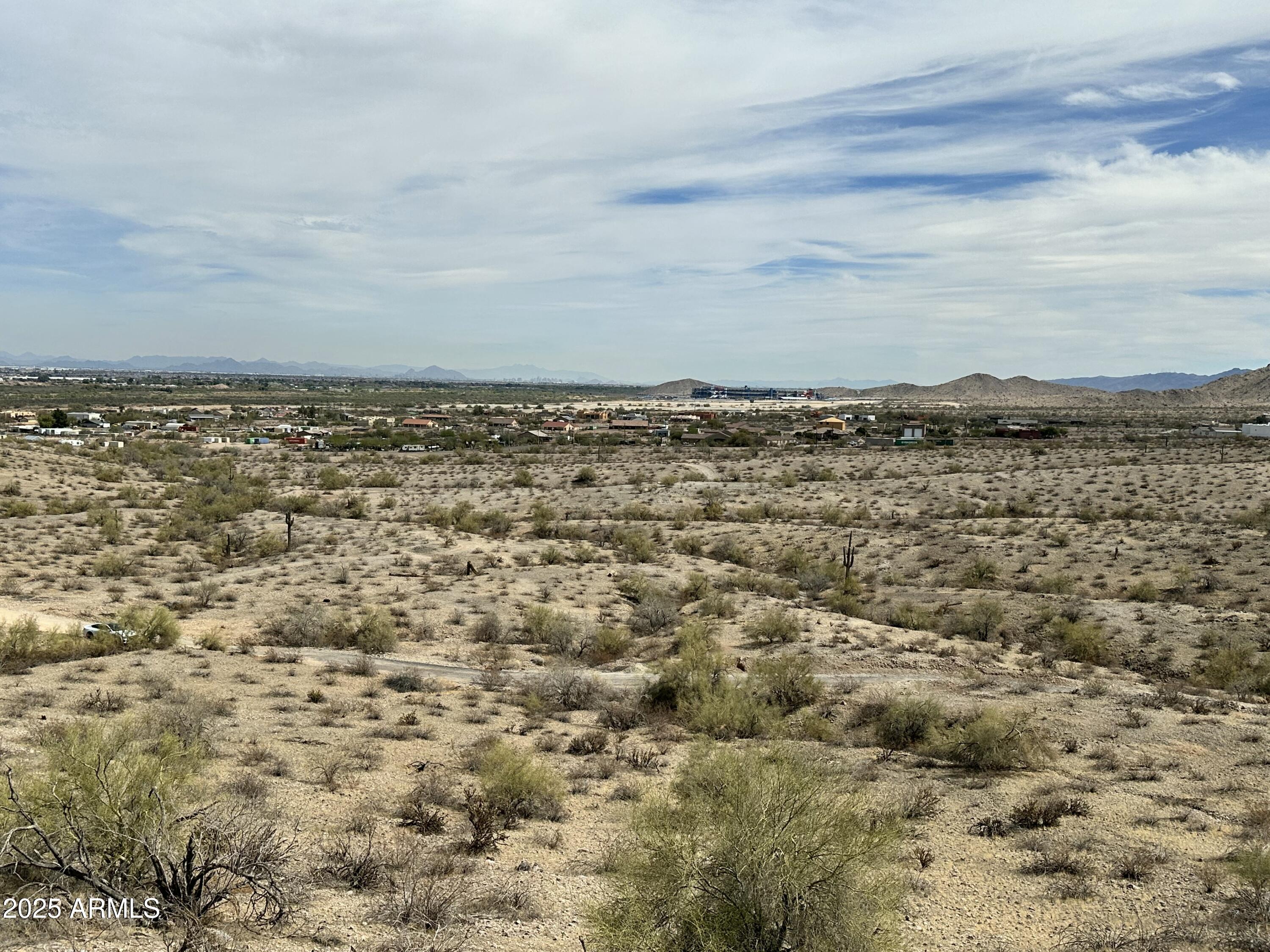 Goodyear - Land
