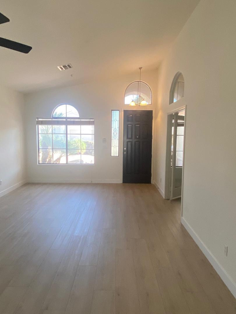 8122 E Theresa Drive